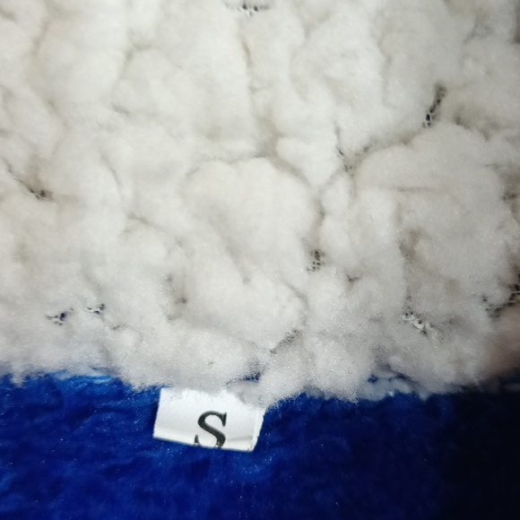 Faux fur vest - Picture 3 of 6